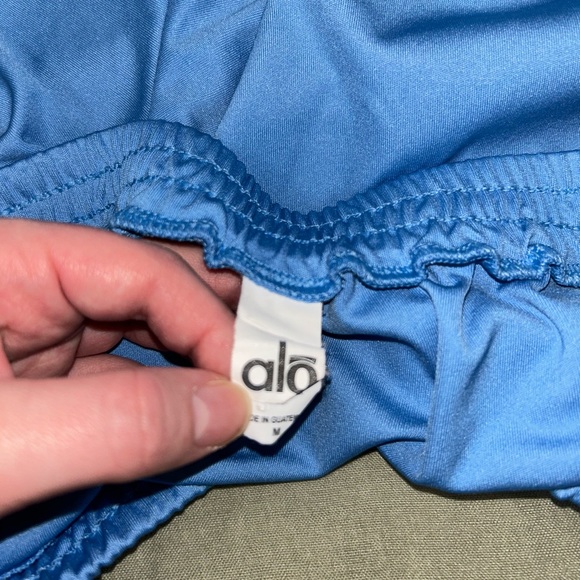 Shorts - Picture 3 of 3